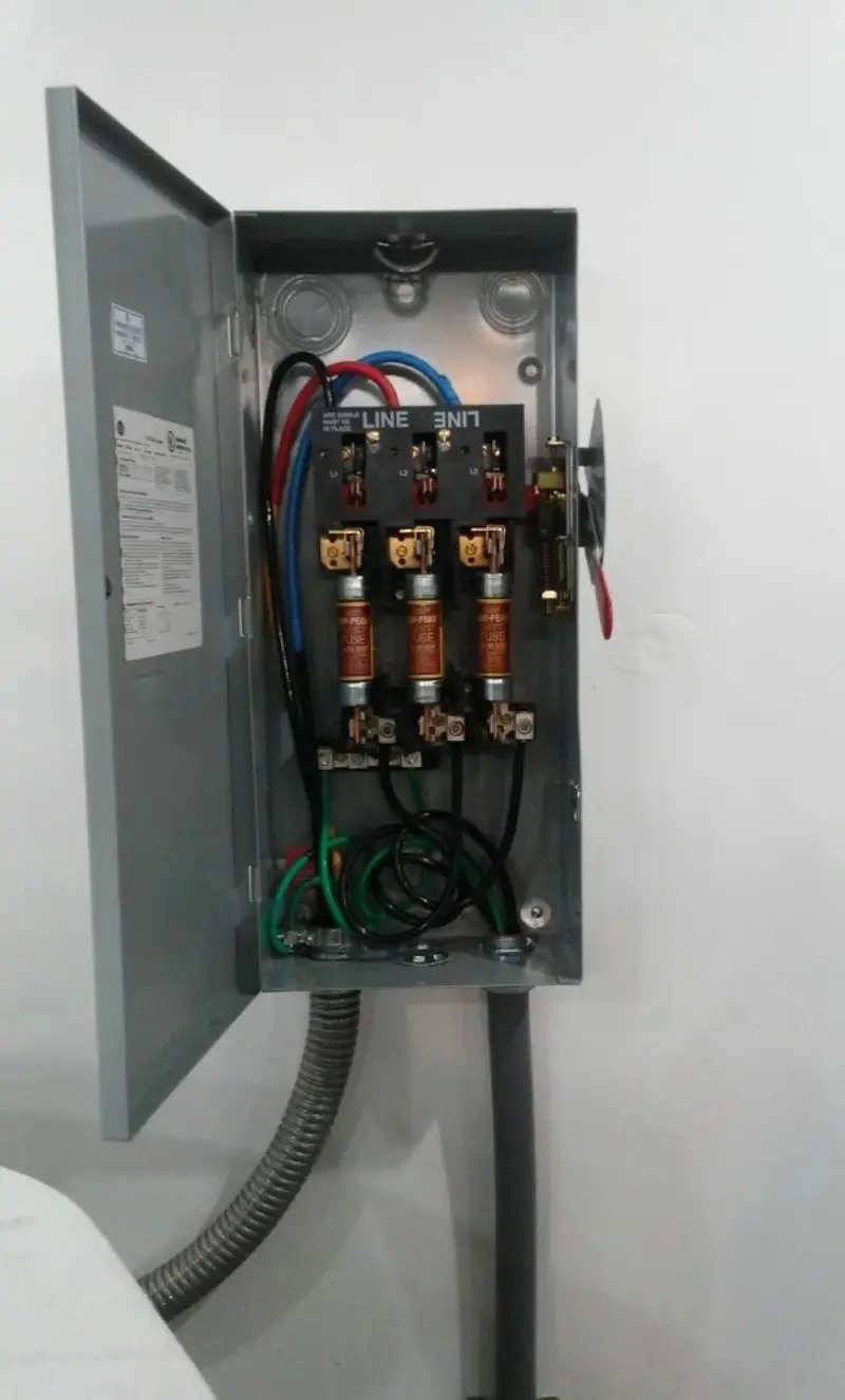 Three-phase disconnect switch installed for Electrical Wiring & Rewiring in Rockmart